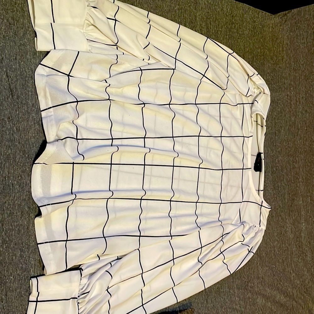 Black and white long sleeve blouse